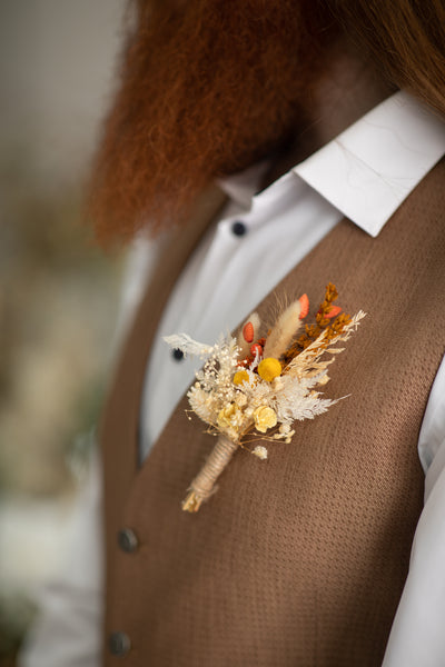 Natural fall groom's boutonniere