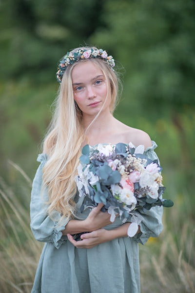 Bridal bouquet in pastel colours Eucalyptus wedding bouquet Bridal accessories Magaela accessories Peach Blush ivory bouquet Long lasting