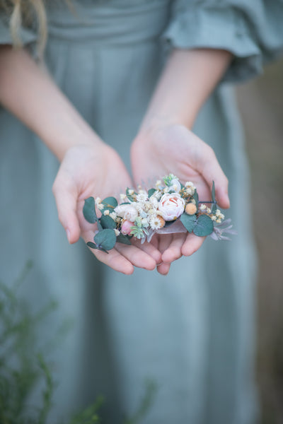 Eucalyptus flower hair comb Peony wedding comb Wedding hair jewellery Pastel wedding hair comb Magaela Wedding hair comb Natural hair comb