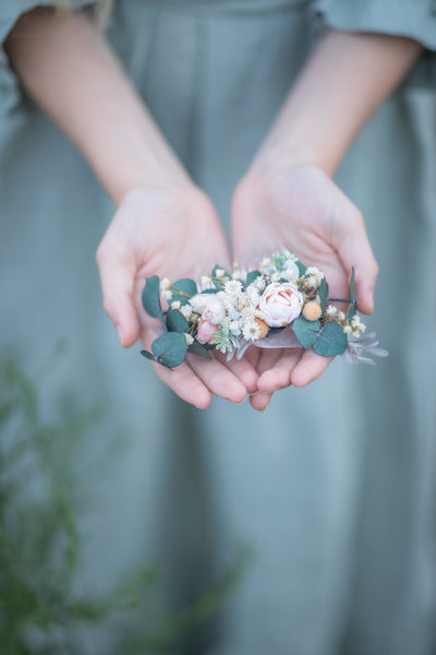 Eucalyptus flower hair comb Peony wedding comb Wedding hair jewellery Pastel wedding hair comb Magaela Wedding hair comb Natural hair comb