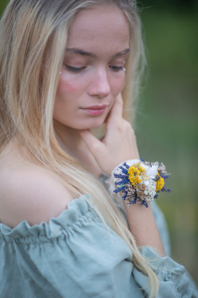 Natural lavender bracelet Flower wrist corsage Bridal bracelet Provence wedding Bridesmaid bracelets Cottagecore Ochre navy corsage Magaela