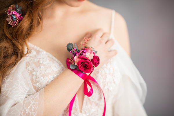Romantic fuchsia flower bracelet