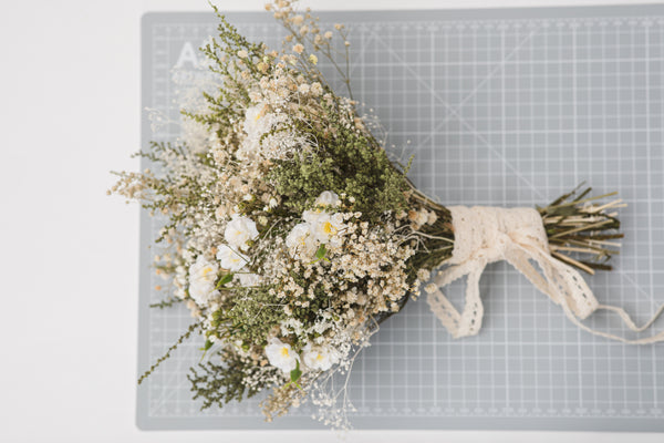 Natural bridal bouquet baby's breath Wedding bouquet 2021 Rustic bouquet Wedding accessories Magaela Handmade Barn wedding Dried flowers