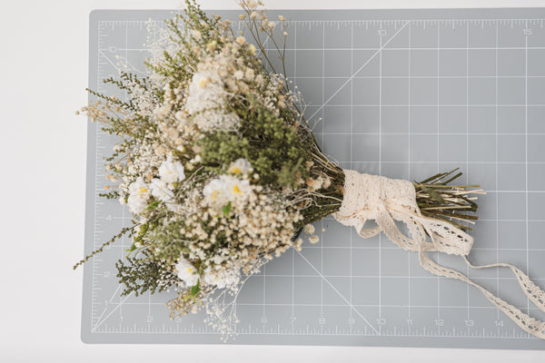 Natural bridal bouquet baby's breath Wedding bouquet 2021 Rustic bouquet Wedding accessories Magaela Handmade Barn wedding Dried flowers