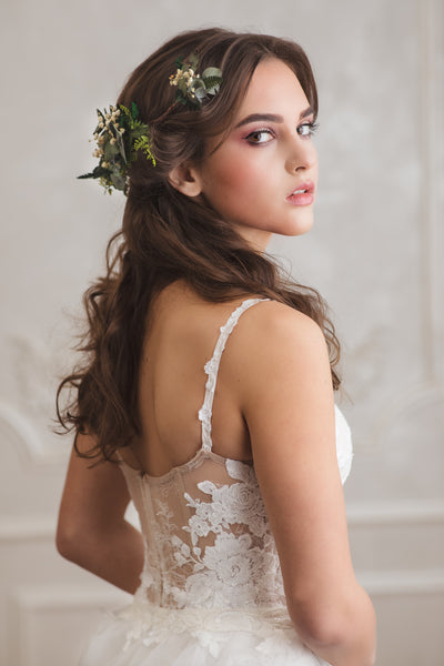 Greenery bendable bridal vine with baby's breath Bridal accessories Eucalyptus flower comb Wedding hair comb Flexible Shapable hair vine