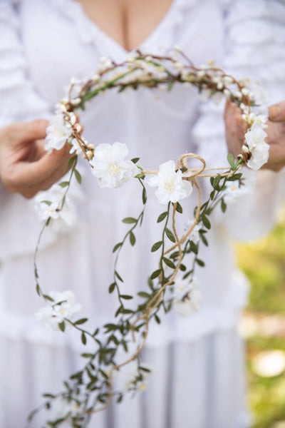 White flower hair wreath with vines Bridal hair crown Romantic braided hair wreath White bridal headpiece Hair jewelry Wedding 2021 Magaela