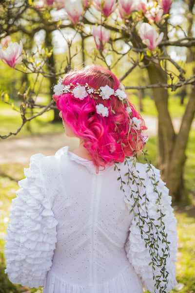 White flower hair wreath with vines Bridal hair crown Romantic braided hair wreath White bridal headpiece Hair jewelry Wedding 2021 Magaela