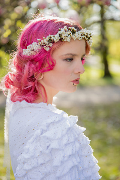Preserved bridal hair wreath Natural dried flowers ivory hair crown Wedding beige flower wreath Flower jewellery Ivory wedding Magaela