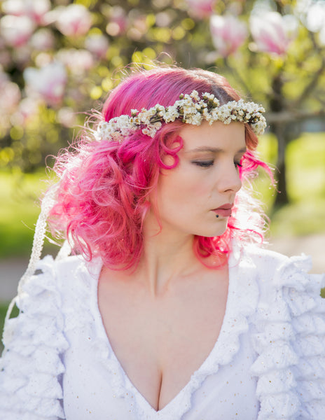Preserved bridal hair wreath Natural dried flowers ivory hair crown Wedding beige flower wreath Flower jewellery Ivory wedding Magaela