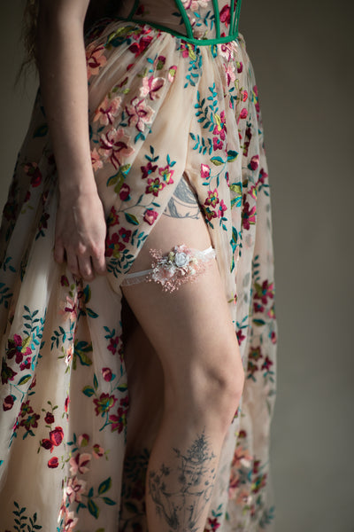 White peony wedding flower garter