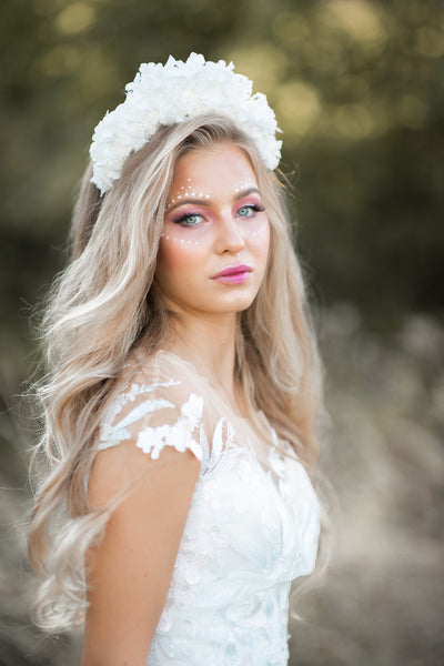 Natural hydrangeas bridal crown, Wedding headband, Preserved hydrangeas headband, White bridal hairband, Magaela, Big boho headpiece