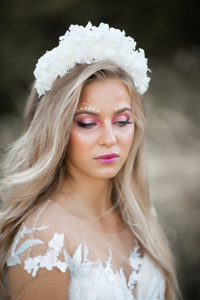 Natural hydrangeas bridal crown, Wedding headband, Preserved hydrangeas headband, White bridal hairband, Magaela, Big boho headpiece