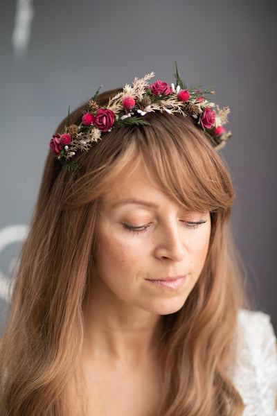 Burgundy winter headband with pine cones