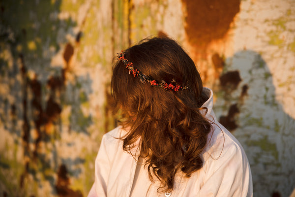 Natural baby's breath and rosemary hair wreath Bridal headpiece Delicate flower crown Dried flowers Magaela Red and green flower headpiece